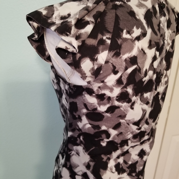 Banana Republic Top - Picture 3 of 4